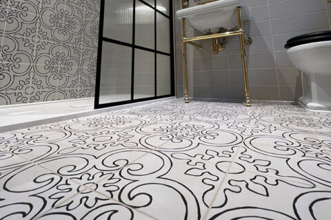 Bespoke Walk-in Shower <br class="mobile break"> Installations